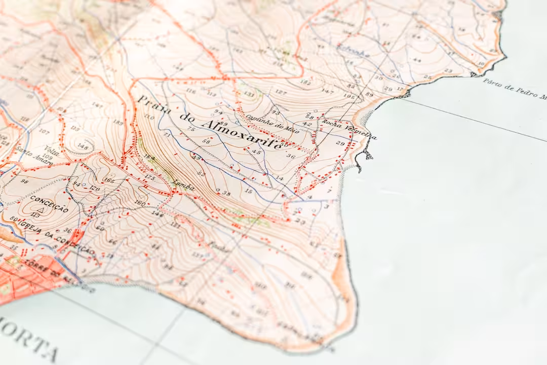 map with data overlays for site selection - ai real estate software